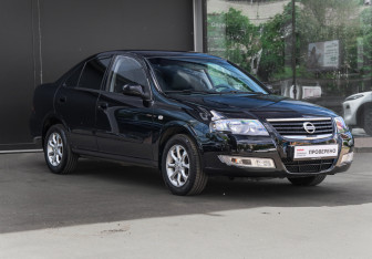Подержанный автомобиль Nissan Almera Classic 2011 года (3 фото)
