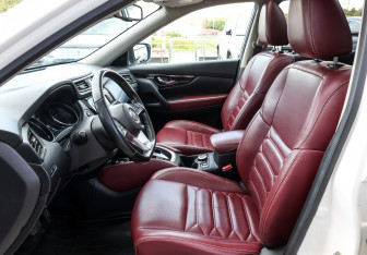 Подержанный автомобиль Nissan X-Trail 2021 года (15 фото)