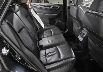 Подержанный автомобиль Subaru Outback Wagon 2018 года (12 фото)