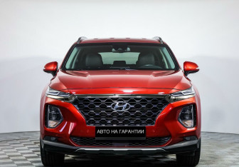 Подержанный автомобиль Hyundai Santa Fe 2019 года (2 фото)