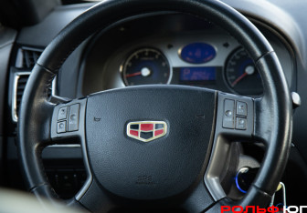 Подержанный автомобиль Geely Emgrand EC7 Sedan 2013 года (9 фото)