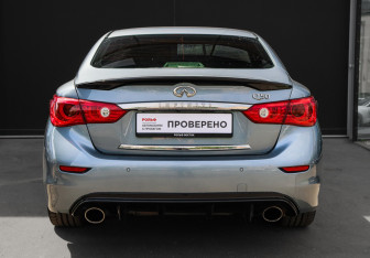 Подержанный автомобиль Infiniti Q50 2014 года (5 фото)