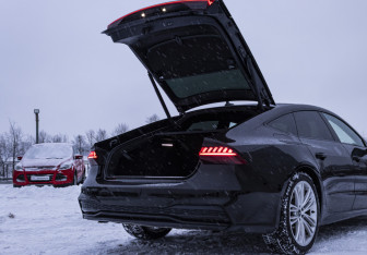 Подержанный автомобиль Audi A7 2021 года (22 фото)