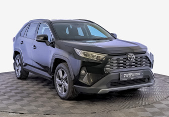 Подержанный автомобиль Toyota RAV4 2020 года (3 фото)