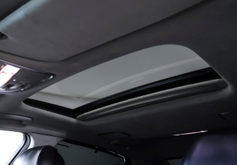 Подержанный автомобиль Kia K900 2020 года (18 фото)