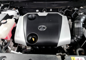 Подержанный автомобиль Lexus NX 2016 года (9 фото)