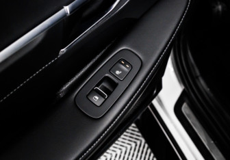 Подержанный автомобиль Hyundai Sonata 2020 года (15 фото)