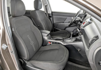 Подержанный автомобиль Kia Sportage 2011 года (23 фото)