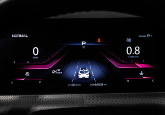 Подержанный автомобиль Changan UNI-T 2023 года (10 фото)