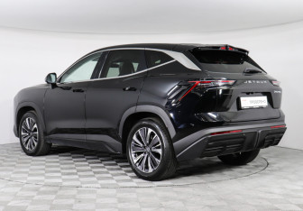 Подержанный автомобиль Jetour Dashing 2023 года (7 фото)