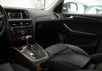 Подержанный автомобиль Audi Q5 2013 года (20 фото)