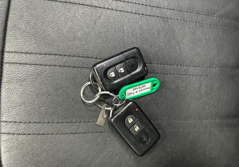 Подержанный автомобиль Nissan X-Trail 2012 года (27 фото)