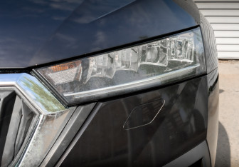 Подержанный автомобиль Skoda Octavia Liftback 2022 года (17 фото)
