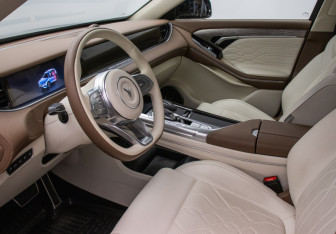 Подержанный автомобиль Voyah Free 2023 года (10 фото)