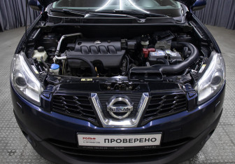 Подержанный автомобиль Nissan Qashqai 2012 года (9 фото)