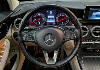 Подержанный автомобиль Mercedes-Benz GLC Coupe 2018 года (22 фото)