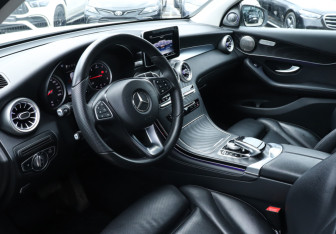 Подержанный автомобиль Mercedes-Benz GLC Coupe 2017 года (13 фото)