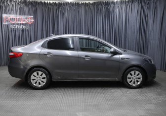 Подержанный автомобиль Kia Rio Sedan 2012 года (4 фото)