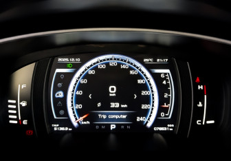 Подержанный автомобиль Geely Atlas 2019 года (13 фото)