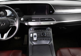 Подержанный автомобиль Hyundai Palisade 2019 года (15 фото)