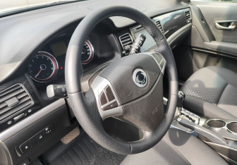 Подержанный автомобиль SsangYong Actyon 2012 года (14 фото)