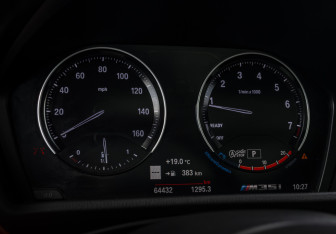 Подержанный автомобиль BMW X2 2021 года (13 фото)