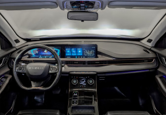 Подержанный автомобиль Exeed LX 2022 года (13 фото)