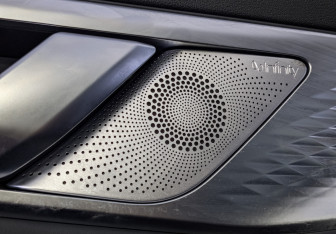 Подержанный автомобиль Wey Coffee 01 2023 года (26 фото)