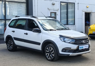 Подержанный автомобиль LADA (ВАЗ) Granta Wagon 2024 года (3 фото)
