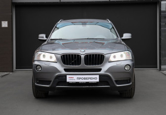Подержанный автомобиль BMW X3 2013 года (2 фото)