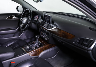 Подержанный автомобиль Audi A6 Sedan 2014 года (11 фото)