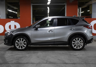Подержанный автомобиль Mazda CX-5 2013 года (8 фото)