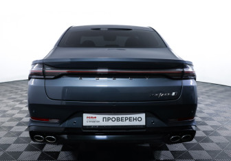 Подержанный автомобиль Geely Preface 2024 года (6 фото)