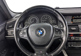 Подержанный автомобиль BMW X3 2015 года (22 фото)