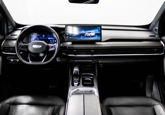 Подержанный автомобиль Geely Okavango 2024 года (11 фото)