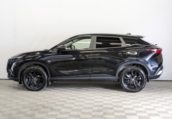 Подержанный автомобиль Omoda C5 2024 года (8 фото)
