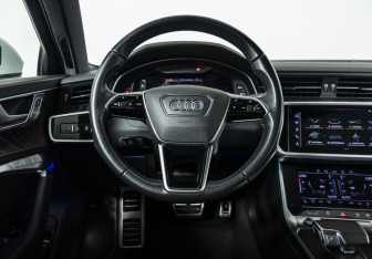 Подержанный автомобиль Audi A6 Sedan 2020 года (10 фото)