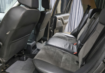 Подержанный автомобиль Land Rover Freelander 2011 года (12 фото)