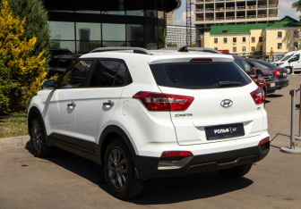 Подержанный автомобиль Hyundai Creta 2020 года (5 фото)