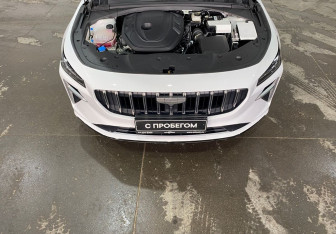 Подержанный автомобиль Geely Preface 2024 года (19 фото)