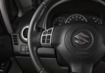 Подержанный автомобиль Suzuki SX4 Hatchback 2008 года (10 фото)