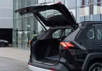 Новый Toyota RAV4 2025 (17 фото)