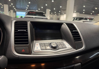 Подержанный автомобиль Nissan Teana 2013 года (11 фото)