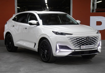 Подержанный автомобиль Changan UNI-K 2023 года (3 фото)