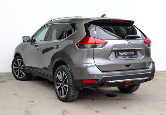Подержанный автомобиль Nissan X-Trail 2021 года (7 фото)