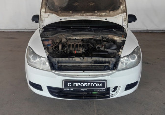 Подержанный автомобиль Skoda Octavia Liftback 2013 года (14 фото)