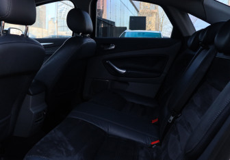 Подержанный автомобиль Ford Mondeo Sedan 2008 года (8 фото)