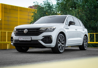 Подержанный автомобиль Volkswagen Touareg 2018 года (1 фото)