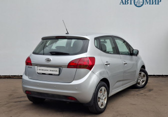 Подержанный автомобиль Kia Venga 2011 года (5 фото)