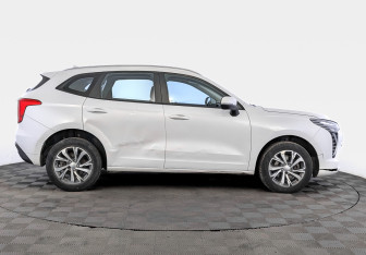 Подержанный автомобиль Haval Jolion 2023 года (4 фото)